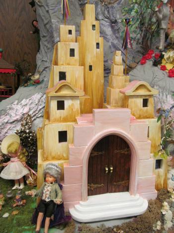 Closeup of dolls in the Story Mountain exhibit